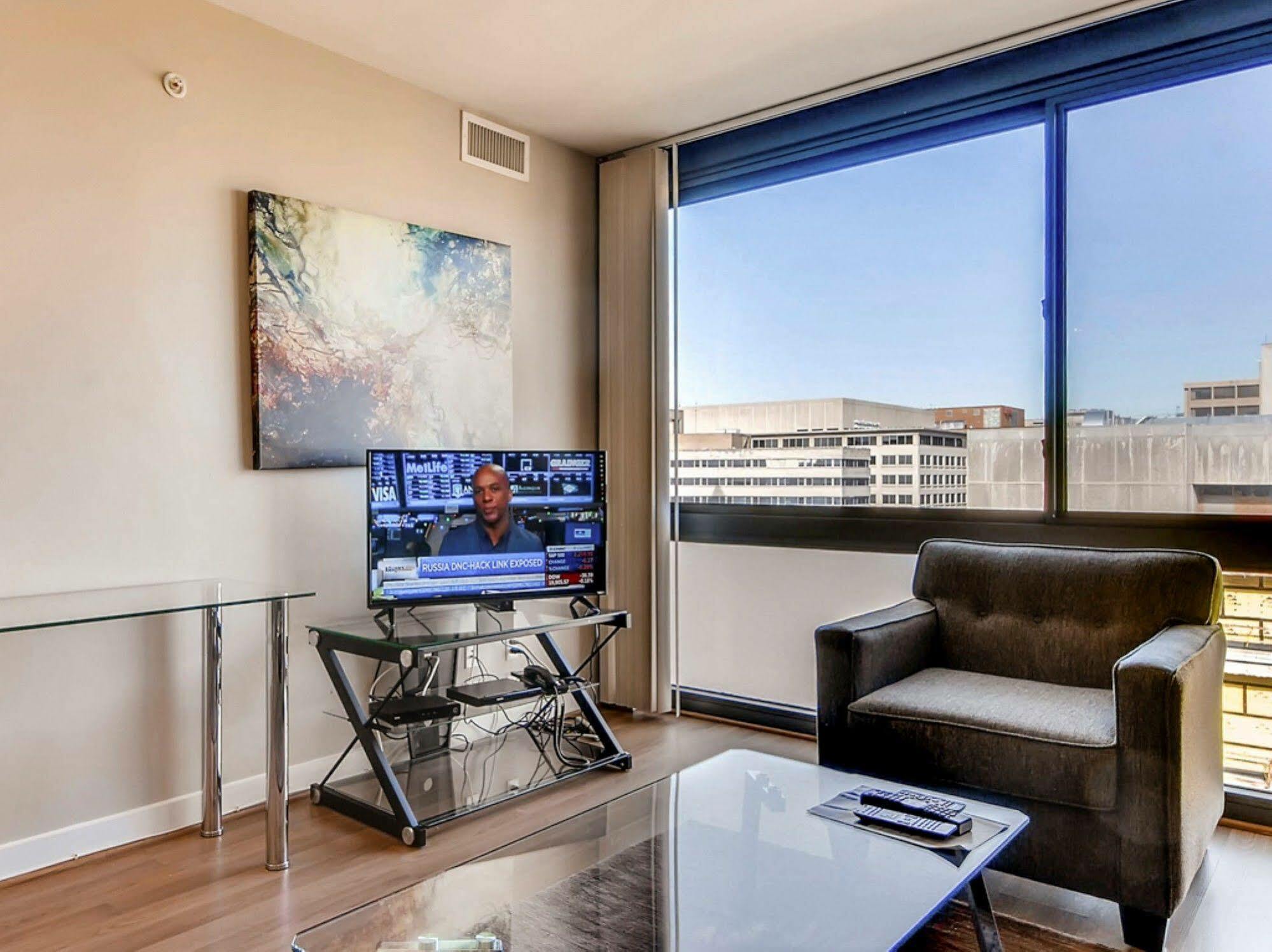 Global Luxury Suites At The National Mall Washington Esterno foto