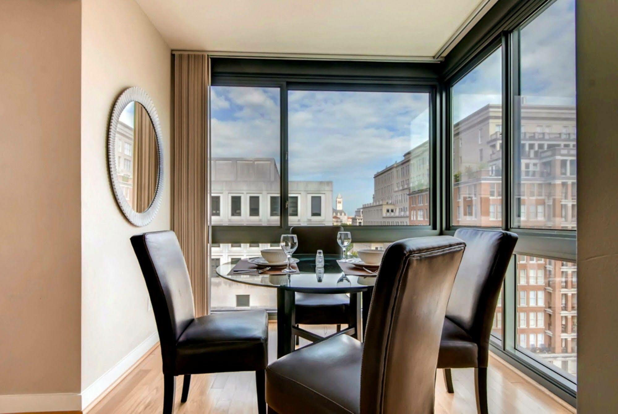 Global Luxury Suites At The National Mall Washington Esterno foto