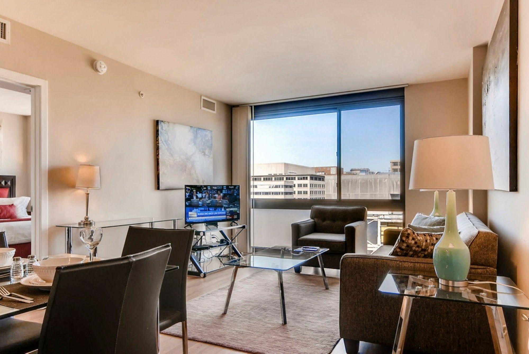 Global Luxury Suites At The National Mall Washington Esterno foto